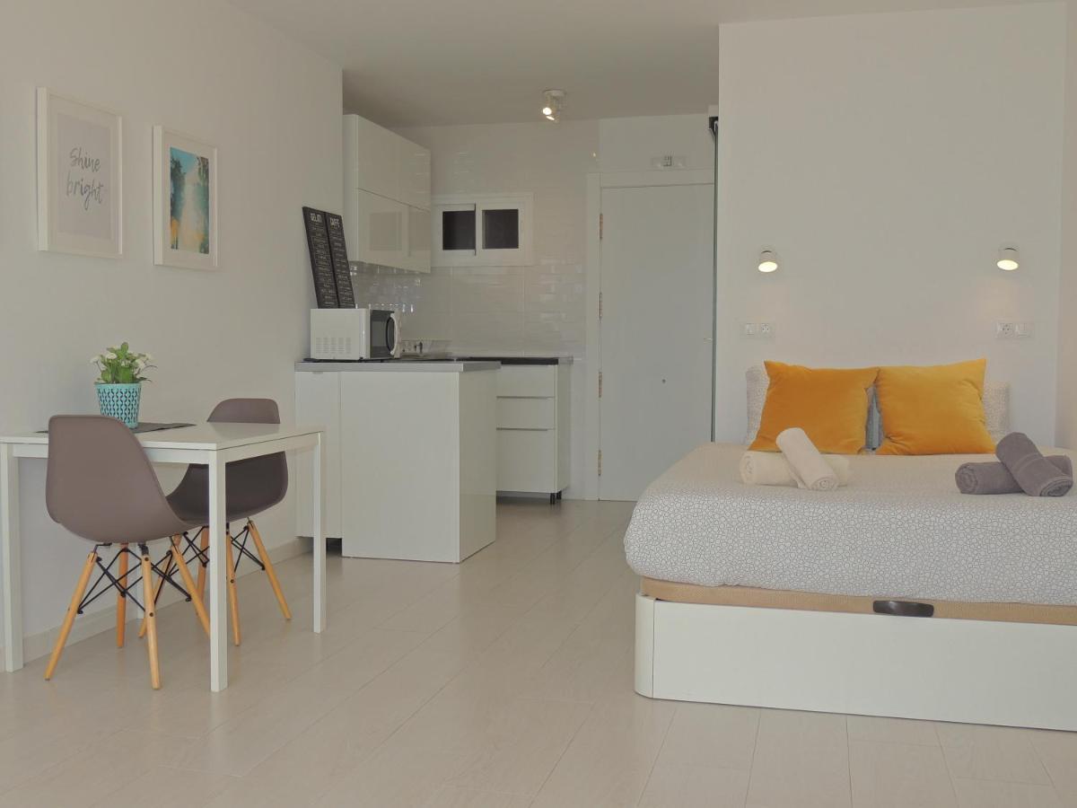 Puertosol Studio 102 Beach Playa - Sea Views Vistas Mar ベナルマデナ エクステリア 写真